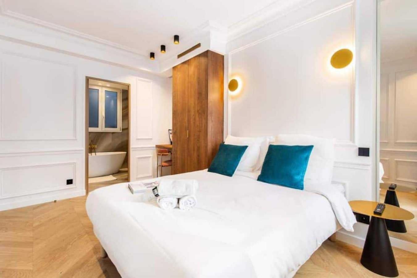 Newly Rebuilt By Architect - Center Of Paris Appartement Buitenkant foto