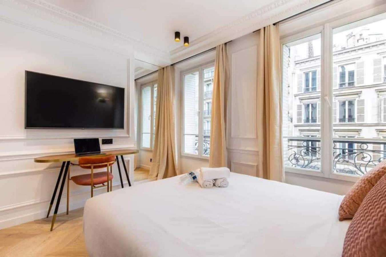 Newly Rebuilt By Architect - Center Of Paris Appartement Buitenkant foto